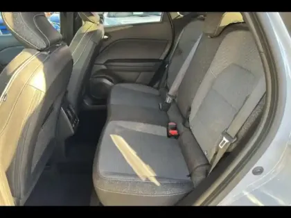 Photo 10 Renault Captur  1.6 E-Tech full hybrid 145ch Techno