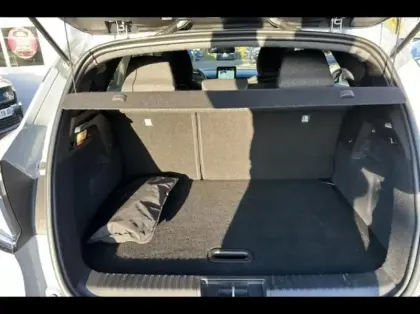 Photo 11 Renault Captur  1.6 E-Tech full hybrid 145ch Techno