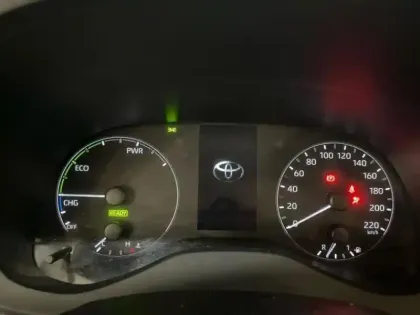 Photo 14 Toyota Yaris  116h Dynamic 5p MY22