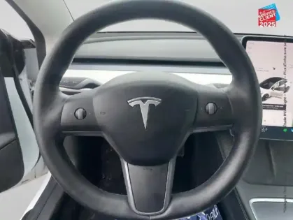 Photo 11 Tesla Model 3  STANDARD RWD PLUS MY21