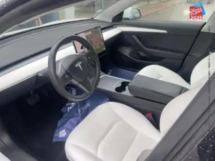 Photo 14 Tesla Model 3  STANDARD RWD PLUS MY21