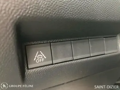 Photo 13 Peugeot 208  1.2 PureTech 100ch S&S GT Line EAT8