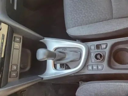 Photo 11 Toyota Yaris  Cross 116h Design AWD-i MY22