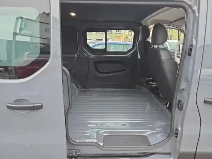 Photo 9 Renault Trafic  Fg L1H1 3T 2.0 Blue dCi 150ch Confort E6E