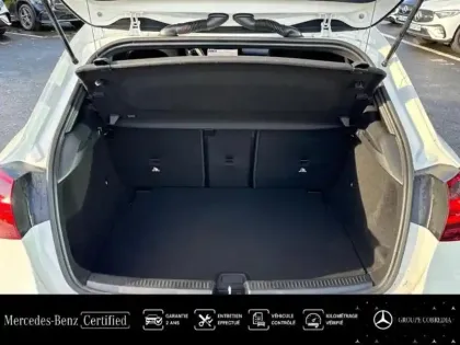 Photo 11 Mercedes Classe A  180 136ch Star Edition 7G-DCT