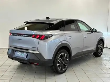 Photo 5 Peugeot 3008  1.2 Hybrid 145ch Allure e-DCS6