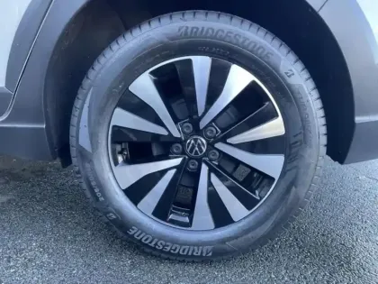 Photo 3 Volkswagen Taigo  1.0 TSI 95ch Life