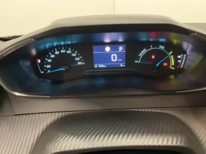 Photo 6 Peugeot 2008  e- 136ch Active