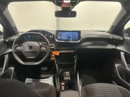 Photo 26 Peugeot 2008  e- 136ch Active