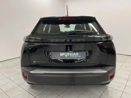 Photo 11 Peugeot 2008  e- 136ch Active