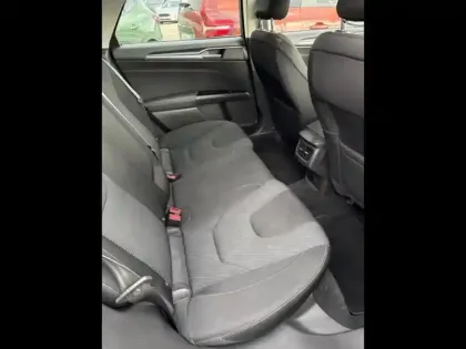 Photo 11 Ford Mondeo  2.0 TDCi 150ch Titanium PowerShift 5p