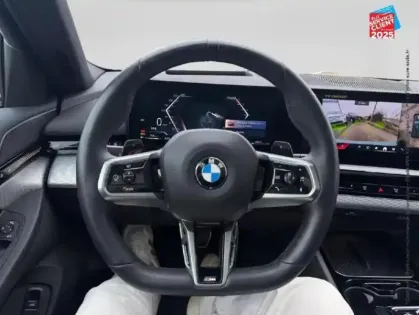 Photo 11 BMW Serie 5 Série 5 Touring 520dA 197ch M Sport xDrive