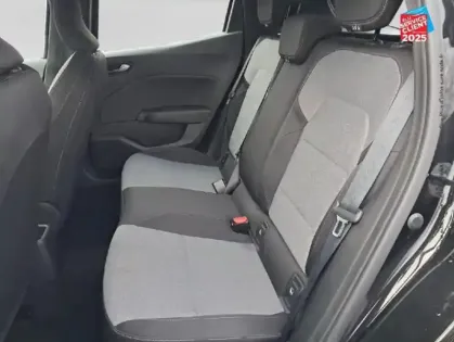 Photo 10 Renault Clio  1.5 Blue dCi 100ch Evolution - 24