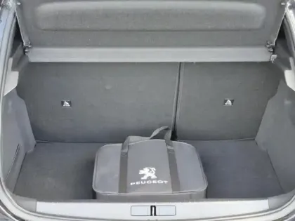 Photo 10 Peugeot 208  e- 136ch GT