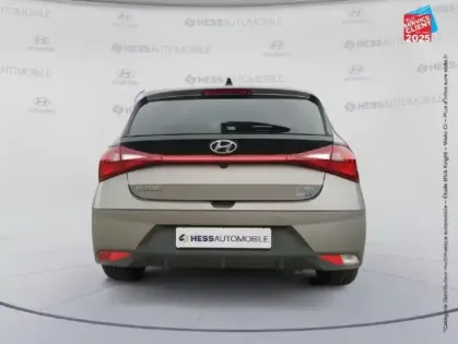 Photo 6 Hyundai I20  1.0 T-GDi 100ch Hybrid Intuitive Camera