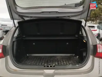 Photo 13 Hyundai I20  1.0 T-GDi 100ch Hybrid Intuitive Camera