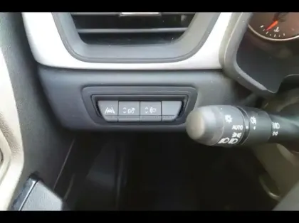 Photo 13 Renault Captur  1.0 TCe 90ch Evolution