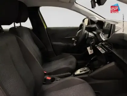 Photo 4 Peugeot 208  1.2 Hybrid 110ch Style e-DCS6