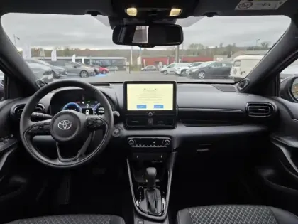 Photo 8 Toyota Yaris  130h Collection 5p MY25