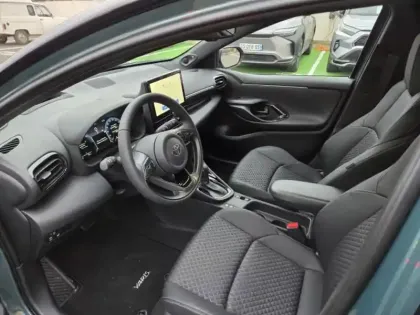 Photo 10 Toyota Yaris  130h Collection 5p MY25