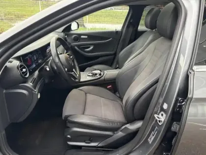 Photo 8 Mercedes Classe E Gén. V (S213) Ph1 NG Avantgarde Line 5