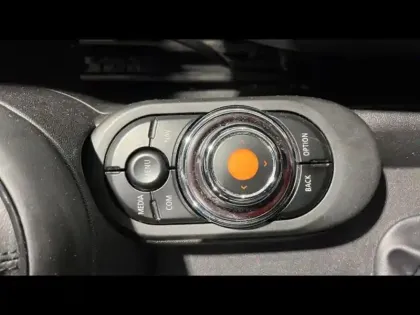 Photo 14 Mini Mini  Cooper 136ch  Edition Greenwich BVA7