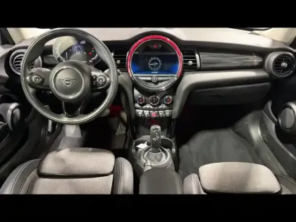 Photo 8 Mini Mini  Cooper 136ch  Edition Greenwich BVA7