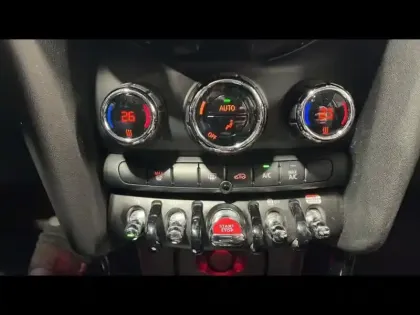 Photo 13 Mini Mini  Cooper 136ch  Edition Greenwich BVA7