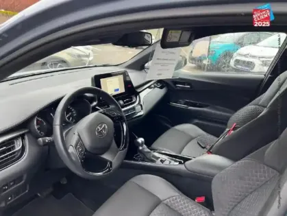 Photo 14 Toyota C-HR  122h Edition 2WD E-CVT MY22