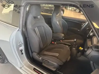 Photo 8 Mini Mini  Cooper 136ch John Cooper Works BVA7 Euro6d-T