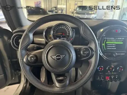 Photo 5 Mini Mini  Cooper 136ch John Cooper Works BVA7 Euro6d-T