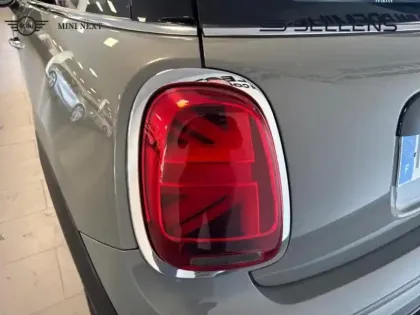 Photo 9 Mini Mini  Cooper 136ch John Cooper Works BVA7 Euro6d-T