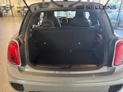 Photo 6 Mini Mini  Cooper 136ch John Cooper Works BVA7 Euro6d-T