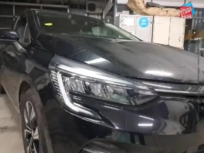 Photo 12 Renault Clio  1.5 Blue dCi 100ch Evolution