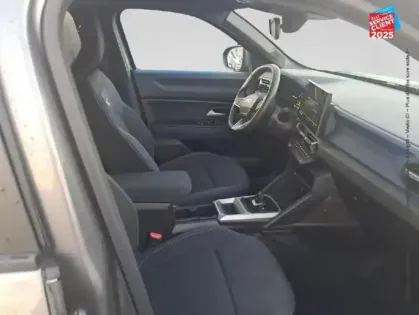 Photo 4 Dacia Duster  1.6 hybrid 140ch Journey