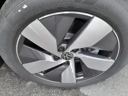 Photo 4 Volkswagen Passat  SW 1.5 eTSI 150ch Life Plus DSG7