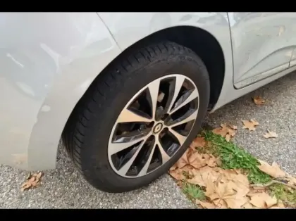 Photo 12 Renault Clio  1.0 TCe 100ch Intens GPL -21N