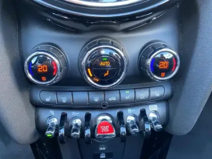 Photo 14 Mini Mini cabrio Cabrio Cooper 136ch Edition Camden BVA7