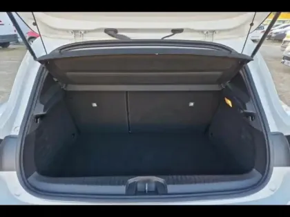 Photo 11 Renault Clio  1.6 E-Tech 145ch full hybrid Evolution - 24