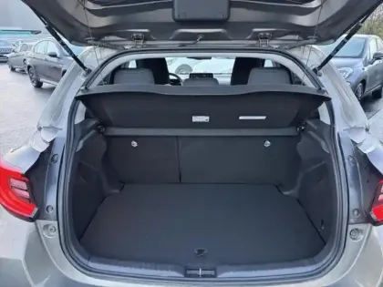 Photo 24 Toyota Yaris  116h Design 5p MY22