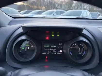 Photo 28 Toyota Yaris  116h Design 5p MY22