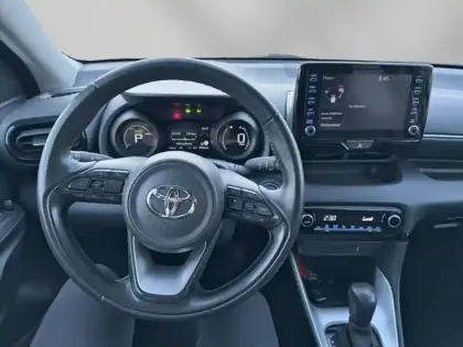 Photo 23 Toyota Yaris  116h Design 5p MY22