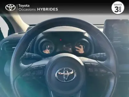 Photo 12 Toyota Yaris  116h Design 5p MY22