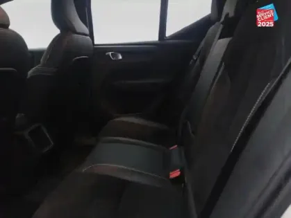 Photo 10 Volvo Xc40  D3 AdBlue 150ch R-Design Geartronic 8