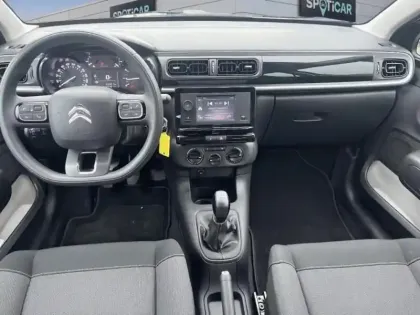 Photo 7 Citroën C3  1.2 PureTech 83ch S&S YOU!