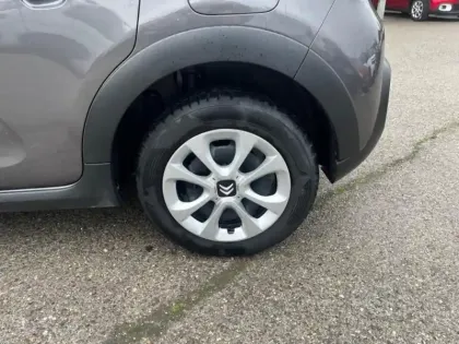 Photo 10 Citroën C3  1.2 PureTech 83ch S&S YOU!