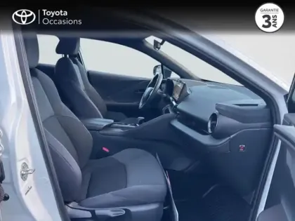 Photo 20 Toyota C-HR  1.8 Hybride 140ch Design NG23