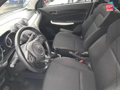 Photo 14 Suzuki Swift  1.2 DUALJET HYBRID 83CH AVANTAGE