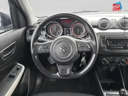 Photo 11 Suzuki Swift  1.2 DUALJET HYBRID 83CH AVANTAGE