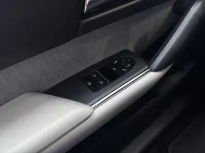 Photo 12 Mazda Mx-30  e-SKYACTIV EV 145ch Exclusive-Line 2022